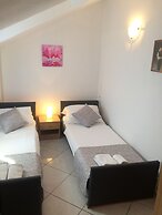 Villa Menalo