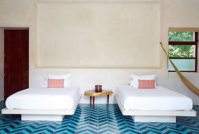 Hotel Holistika