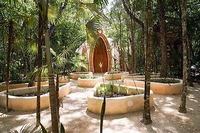 Hotel Holistika