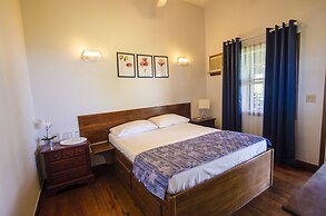 Pirate's Den Hotel