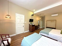 fullhouse hoian