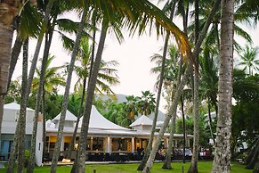 Poolside Apt In Alamanda Beachfront Resort 41