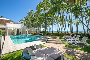 Poolside Apt In Alamanda Beachfront Resort 41