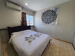 De Chukai Hotel