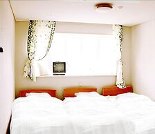 Goishigahama House