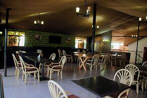 Distinctions Gardens Guest House