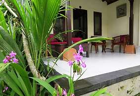 Sama's Cottages and Villas