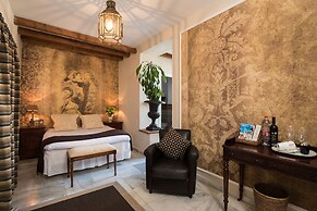 The Town House - Adults Only