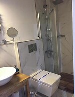 The White Swan Suites Beyoglu