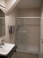 Race & Rest Apartments