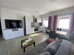 Race & Rest Apartments