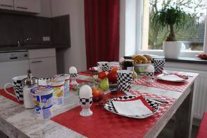 Race & Rest Apartments
