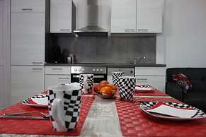 Race & Rest Apartments