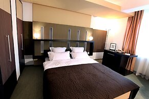 Ambiance Hotel