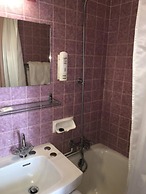 The Old Hotel Ravel