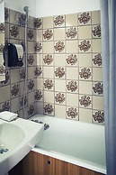 The Old Hotel Ravel