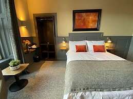 Irvine Guest House