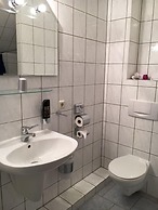 Erbenholz Hotel