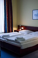 Erbenholz Hotel