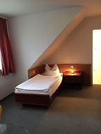 Erbenholz Hotel