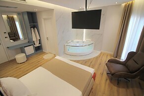 Hotel Strora