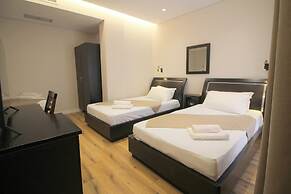 Hotel Strora