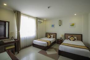 Luxe Hotel
