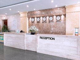 Luxe Hotel