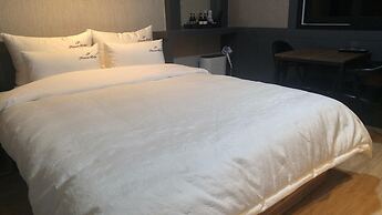Prince Hotel