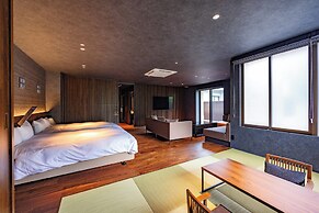 URARI TAKEO GARDEN TERRACE SPA RESORTS