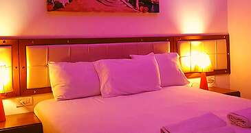 Assaraya Hotel