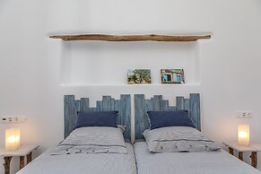 Mikri Villas