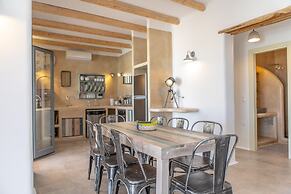 Mikri Villas