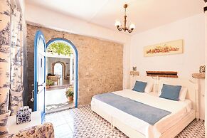 Alacati Eski Ev Hotel