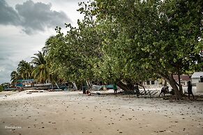 Veli Beach Inn