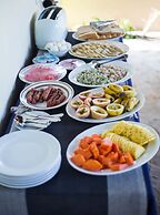 Veli Beach Inn
