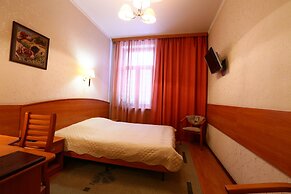 Hotel Postoyalec