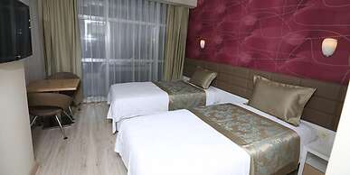 Bal Otel