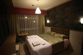 Bal Otel