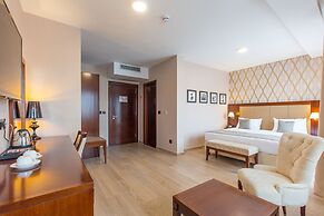 Xenon Hotel & SPA