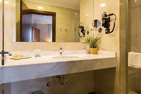 Xenon Hotel & SPA