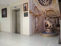 Razin Hotel