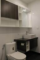 Malis the Residence & Hotel