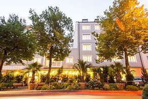 BARDOLINO Fine.Food.Hotel