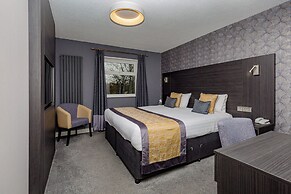 The Melbreak Hotel