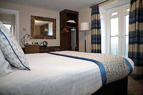 The Melbreak Hotel