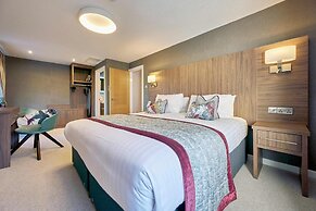 The Melbreak Hotel