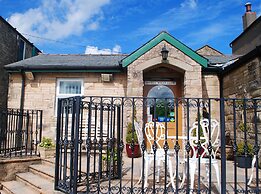 The Melbreak Hotel