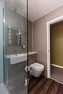 The Melbreak Hotel