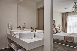 Sandy Villas Resort by Rizos Resorts